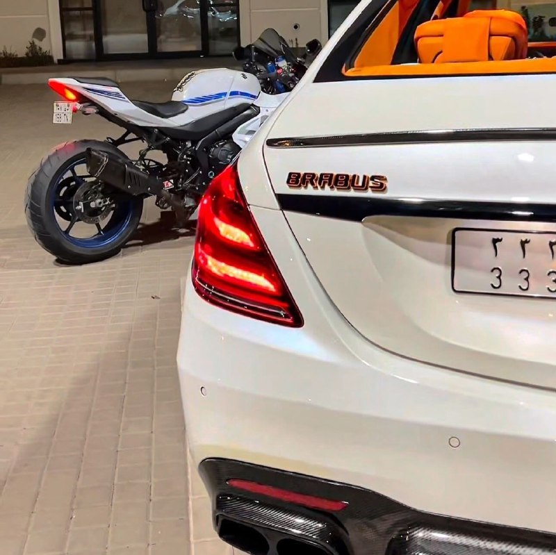 Brabus Rocket 900 | S65 AMG 4