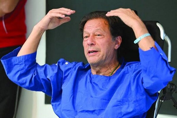 اخبار نصر: 📌 عمران خان به زندان آدیالا بازگردانده شد▫️وزیر اطلاع‌رسانی پاکستان در سخنانی اعلام کرد: پس از پایان کامل فرایند بررسی و