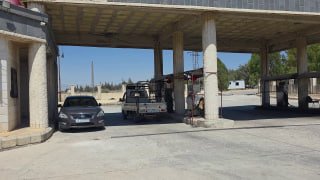 תחנות הדלק בקניטרה חוזרות לעבוד לאחר סבל ההמתנה.