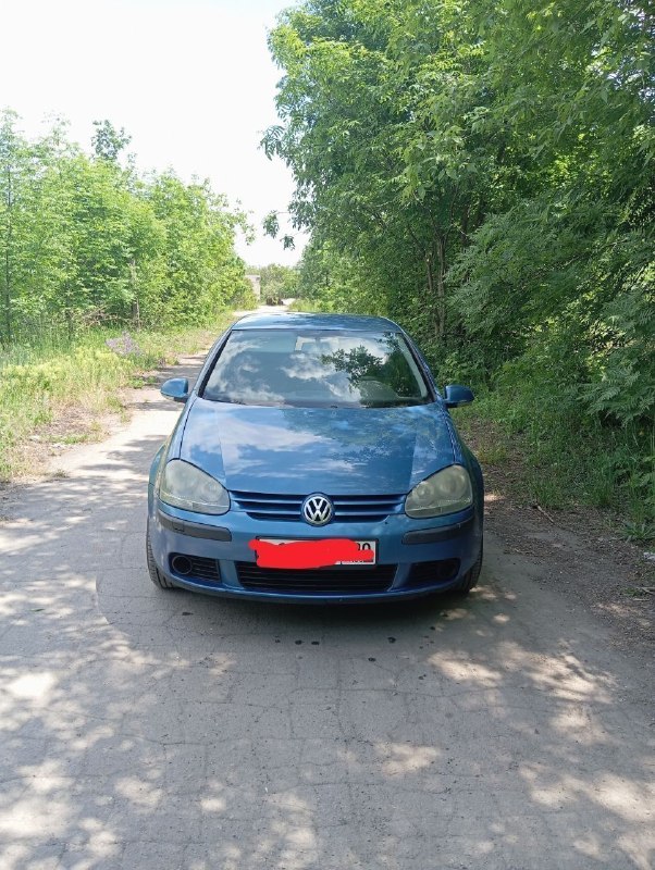 🚘 Марка и модель:   5
📏 Пробег: 266 тыс.
📆 Год: 2004
📝 Кпп:
⚙️ Описание: продам  golf 5.
Мотор 1.6. ... - фотография