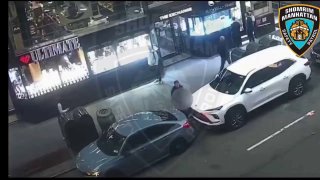 בניו יורק, אנה מוצ'אלובה בת ה-32 מפרם, משתתפת בתחרות 'יופי רוסיה 2012', נעצרה במנהטן לאחר סדרת התקפות שנבעו…