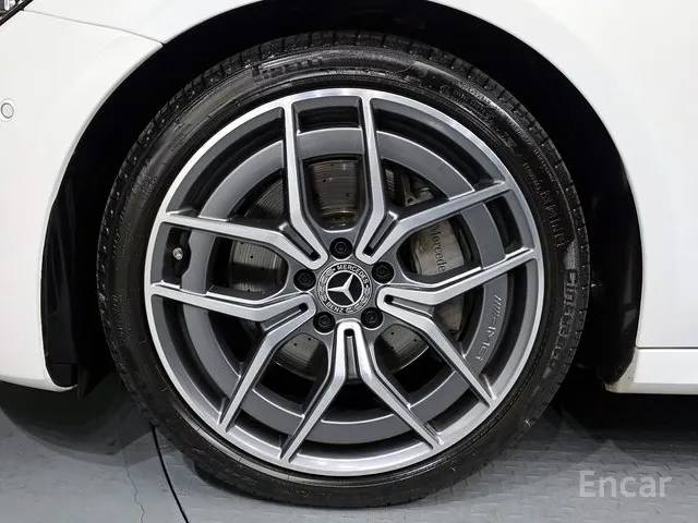 Mercedes-Benz E220d AMG Line (W213) 2021 — фото 5