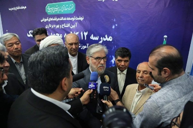 شهرآرانیوز: 🔶دانشگاهها از مهرماه حضوری میشوند | آموزش مجازی روی میز دولت نیست 👤سیمایی صراف، وزیر علوم در حاشیه مراسم افتتاح مدرسه