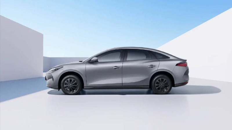 BYD выкатили «электричку» размером с Camry по цене Lada Granta. 3
