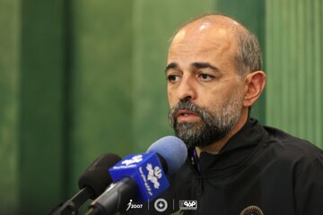 دیده بان ایران: 🔴 نویدکیا: اهل استعفا نیستم🔹️ سرمربی تیم فوتبال سپاهان گفت: اولتیماتومی از سوی باشگاه به من اعلام نشده است و تا زمانیکه