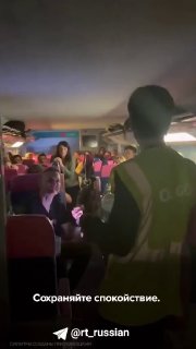 רכבת מלאה בנוסעים תקועה בתוך מנהרה תת קרקעית בספרד.