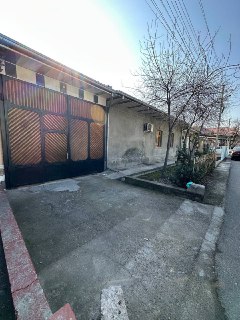 Продаётся участок 6,9-соток под Застройку в махалле Рабочий Городок.