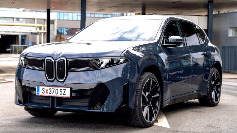 BMW уже оформила отзыв для нового iX3: проблема в бортовом зарядном устройстве н