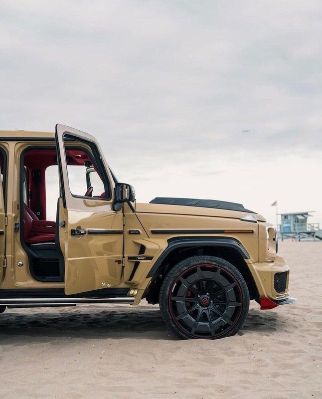 Mercedes benz g class (w464) Brabus 900 rocket edition 1 of 25 5