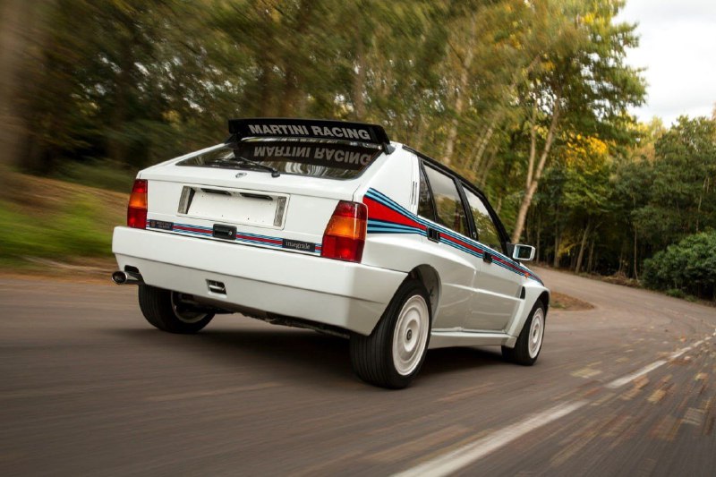 Lancia Delta HF Integrale Evoluzione "Martini 5" (831) 5