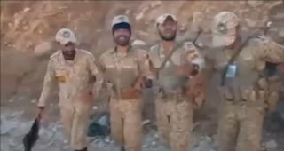 — 🇮🇷 בינתיים חיילים איראנים, רוקדים ולא מוטרדים לחלוטין מהמלחמה המתמשכת
