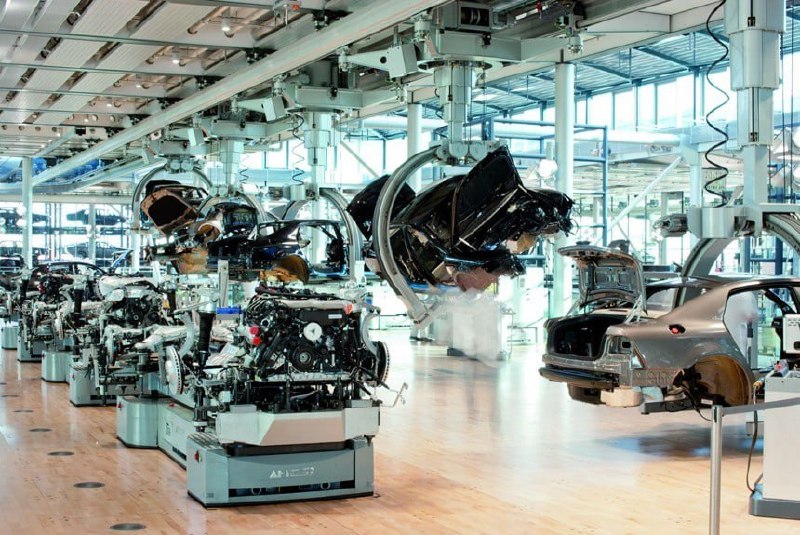 Volkswagen закрывает завод в Дрездене 2