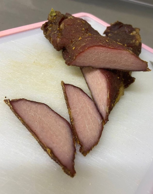 Salonidze делает вкусное и нежное соленое сало белое и с мясной прослойкой, вяленое мясо, квашенную — фото 1