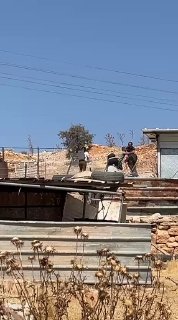דחוף: מתנחלים תוקפים את התקהלות משפחת אל-כעבנה ממזרח לכפר אל-טייבה, מזרחית לרמאללה, ותוקפים את המשפחות ואת…