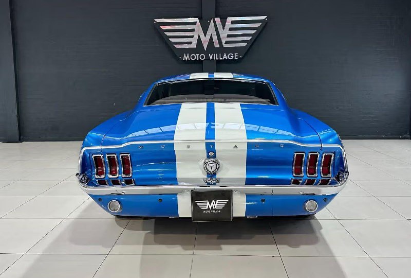 В ЮАР продают BMW M3 2008 года в стиле Ford Mustang 4