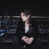 archive that's hyunjin-esque