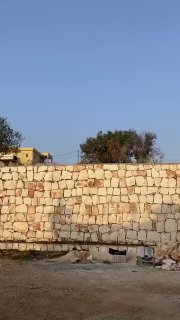סרטון וידאו המתעד את רגע התקיפה הישראלית על ואדי אל-חוג'יר ב- בזמן שאישה לבנונית נראתה ממשיכה "לדפוק טימין"…