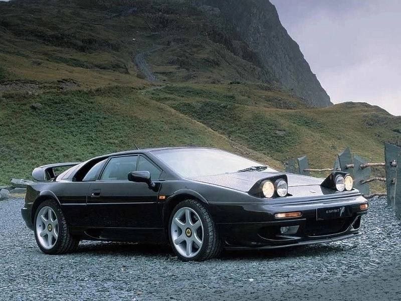 Последние автомобили с поднимающимися фарами 7