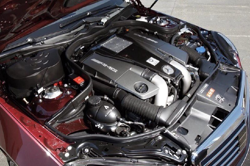 Mercedes-Benz E 63 AMG (W212) 6