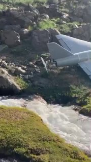 🔴 מזל"ט של צבא עראש נח באמצע מבצע במקום נקי עם הסיסמה "לא למלחמה" &33;