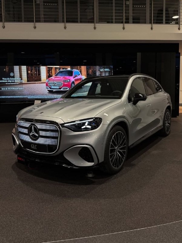 Mercedes-Benz GLC 400 2