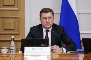 "Дефицит топлива на рынке топлива России есть, так как НПЗ частично выходят из строя из-за прилетов"Об этом сообщил заместитель председателя правительства РФ Александр Новак. По его словам, власти делают все возможное для усиления защиты нефтеперерабатываю