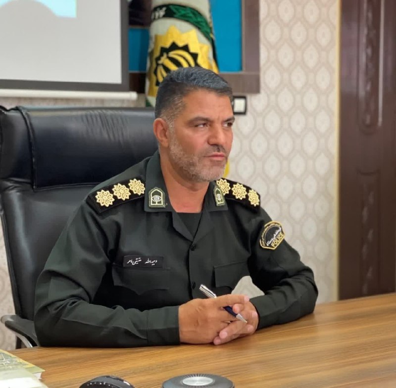 رزن آنلاین: امکان خدمت مشمولان غایب رزن در محل سکونترزن – فرمانده انتظامی شهرستان رزن از فراهم شدن ظرفیت‌هایی برای تعیین تکلیف مشمول