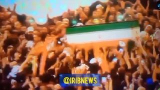 🎦 תמונות של אהבתם של תושבי עיראק בפרידה מגופתו של המנהיג ההרוג במקדש הקדוש של אבא עבדאללה אל-חוסיין (אס).