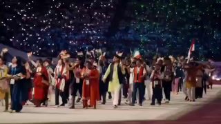 🎦 מצעד שיירות איראני במשחקי הנוודים העולמיים בקירגיזסטן
