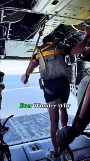 Regular paratroopers use static lines. Special forces often free-fall. Did you know? 🎓