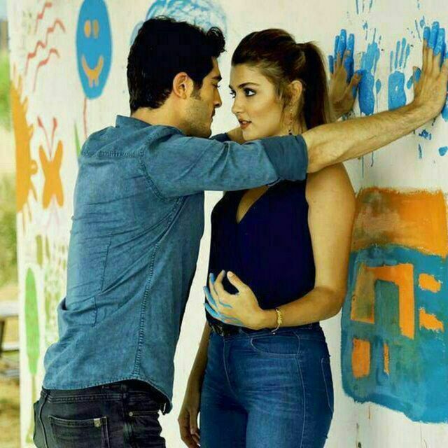 ♡عـشـ ᬸ💞ـق ابــ ᬸᮀ💞ـدی: نوش دارویےعزیزمبازبیمارت منمزخم دارم برتنم محتاجدیدارت منممن به عشقت،ازهمه دنیابریدم باوفافاش میگویم ڪه هرشبعاشق زارت من