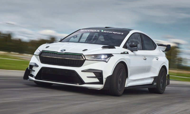 Skoda представила экстремальную версию кроссовера Enyaq — RS Race