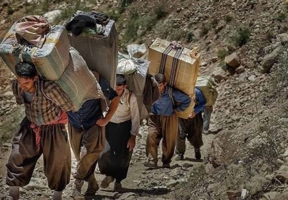 اقتصاد نگار | Eghtesad Negar: 🟢ورود ۱۴۰ هزار تُن کالا از مسیر کولبری🔷️ناظر گمرکات آذربایجان‌غربی گفت: ۱۴۰ هزار و ۷۱۳ تن کالا به ارزش ۲۰۸ میلیون دلار ا