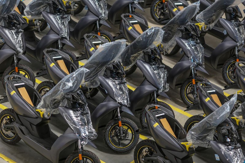 E-Scooter Maker Ather’s Debut in Focus Amid India IPO Revival