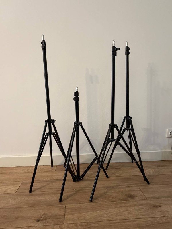 4 стойки для света / фото / видео / студийного оборудования — фото 1