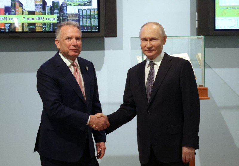 🇺🇸🇷🇺️ - US special envoy Steve Witkoff will meet with Russian officials in St. Petersburg on October 21 to discuss US and European proposals for peace in Ukraine.