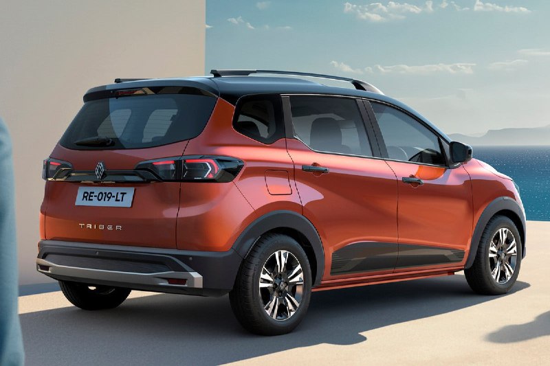 Nissan готовит дешёвый компактвэн на базе Renault 4