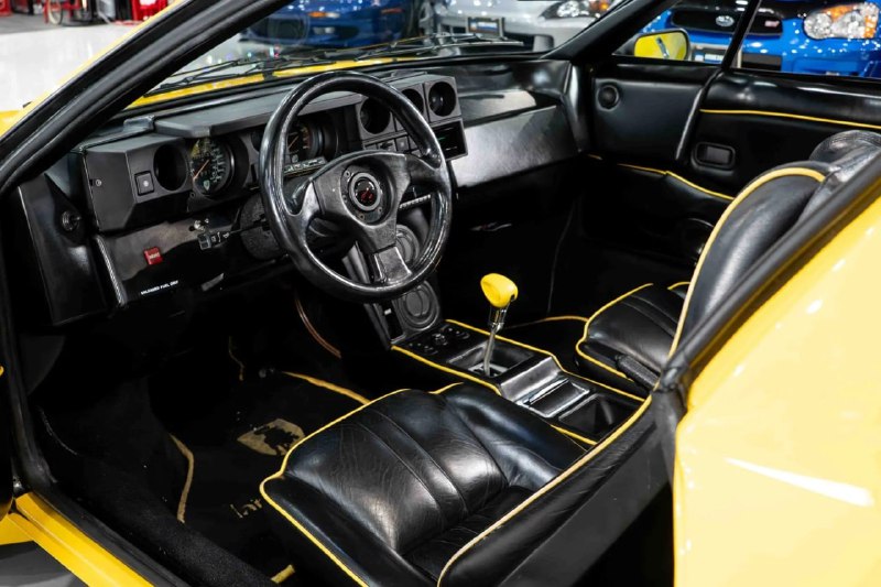 Редчайший Lamborghini Jalpa 1988 года с пробегом всего 4900 км выставили на аукцион — ставки уже дос 7