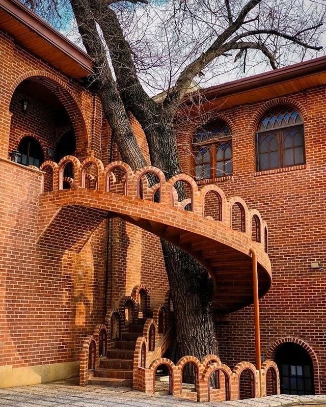 Civil & Architecture: معماری ایرانی...تبدیل کوزه‌گری به شاهکارهای مهندسی!❤️🔹 @civil_arch
