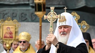 «Был с нами, но не наш»: патриарх Кирилл порадовался эмиграции священников, отказавшихся читать молитву о военных действиях в Украине Патриарх Кирилл в ходе крестного хода в Москве произнес речь, в которой порадовался отъезду из России «не наших» священник