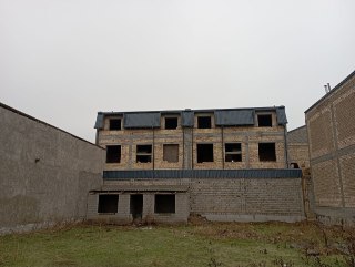 Сергели Хонабодда 2,5 сотихли ер сотилади.