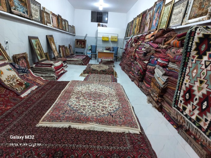 هیدج زیبا: خریدوفروش انواع فرش دستبافت جاجیم و گلیم و تابلو فرش وخریدفرشهای ماشینی کارکرده درگالری فرش طارم فریدون یارقلی درشهرهیدج
