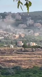 🚨📹מרכבה ישראלית מכוונת ישירות לבית בעיירה אל-מנצורי