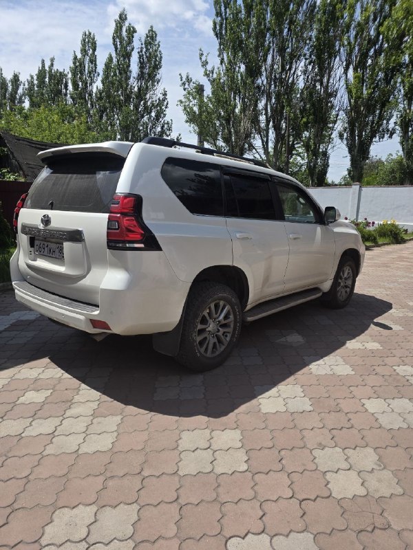 Продам автомобиль toyota land cruiser prado.
4.500.000 Р
Пробег, км: 160 000
Количество дверей: 5
Поколение: 150 рестайлинг 2 (2017—2026)
Тип двигателя: дизель
Привод: полный
Мощность, л. С. : 177
Модификация: 2.8 d-4d at (177 л. С. )
Комплектация: prestige
Руль: левый
Цвет: белый
Тип автомобиля: с пробегом
Состояние: не битый
Птс: оригинал
Владельцев по птс: 2
Обмен: возможен
Дополнительные опции
Усилитель руля: гидравлический
Управление климатом: климат-контроль однозонный
Салон: кожа, кожаный руль, обогрев всех сидений, зеркал и руля.
Автомобиль в отличном состоянии, обслуживание для себя, покрытие керамика, третий автомобиль в семье, детали по телефону+79493718176 - фотография - 3