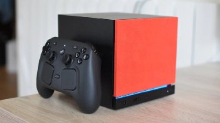 Стали известны цены на Steam Machine  Базовая модель на 512 ГБ обойдётся в 1049 долларов (~77 800 рублей), а вариант с 2 ТБ памяти и Steam Controller в комплекте — 1428 долларов (~106 000 рублей).  Valve также открыла страницу, где можно встать в очередь н