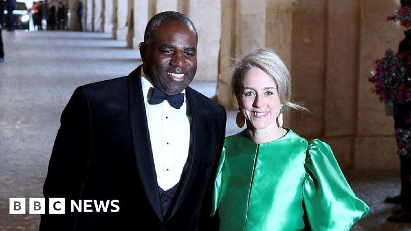 French taxi driver charged with theft after David Lammy dispute