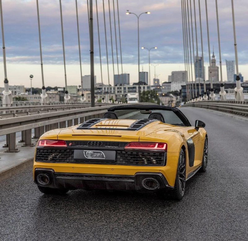 2021 Audi R8 V10 Spyder RWD 4