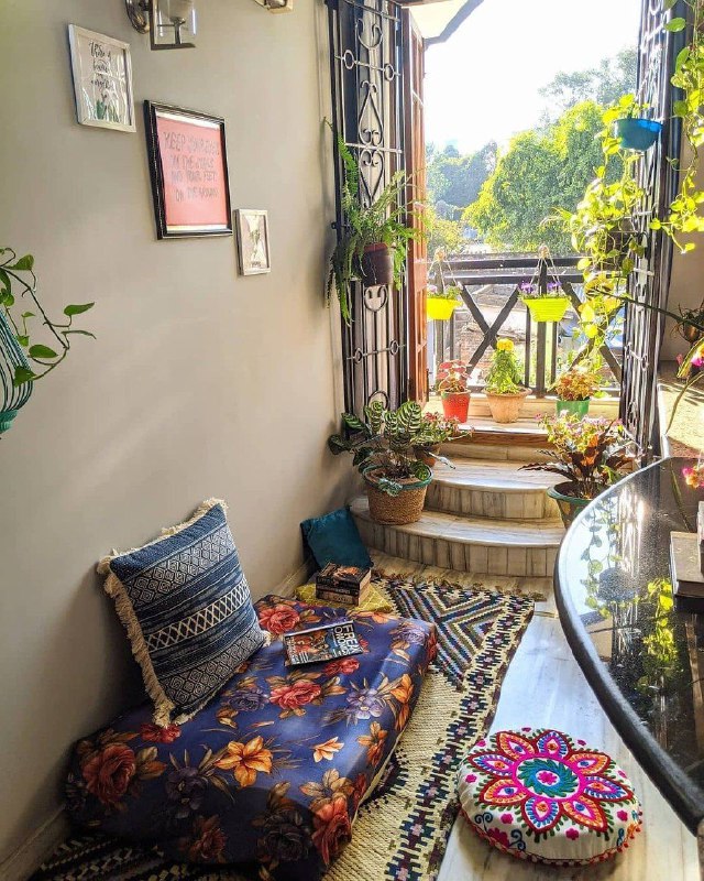 ♨️میم مثل مـــ❤️ـــادر♨️: 🍃گاهی فرصت باهم بودن🌸کمتر از عمـر شکوفه هاست🌸بیائید سادهترین چیز 🍃محبت را🌸از هم دریــغ نکنیم...🌸🌸 عصر یکشنبه تون سر شار