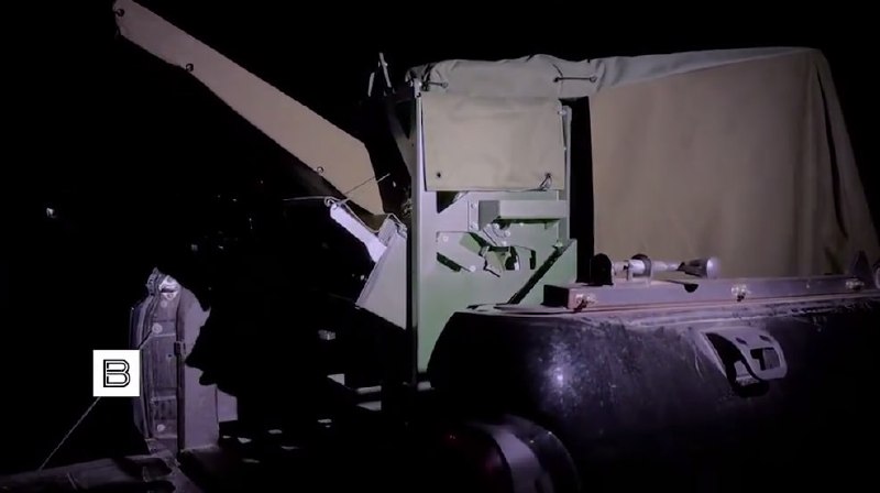 צריח מקלע נ"מ רוסי. צריח קליטקה, שפותח על ידי קלצ'ניקוב, משתמש במקלע 7.62 מ"מ PKT. אינטליגנציה מלאכותית משמ…
