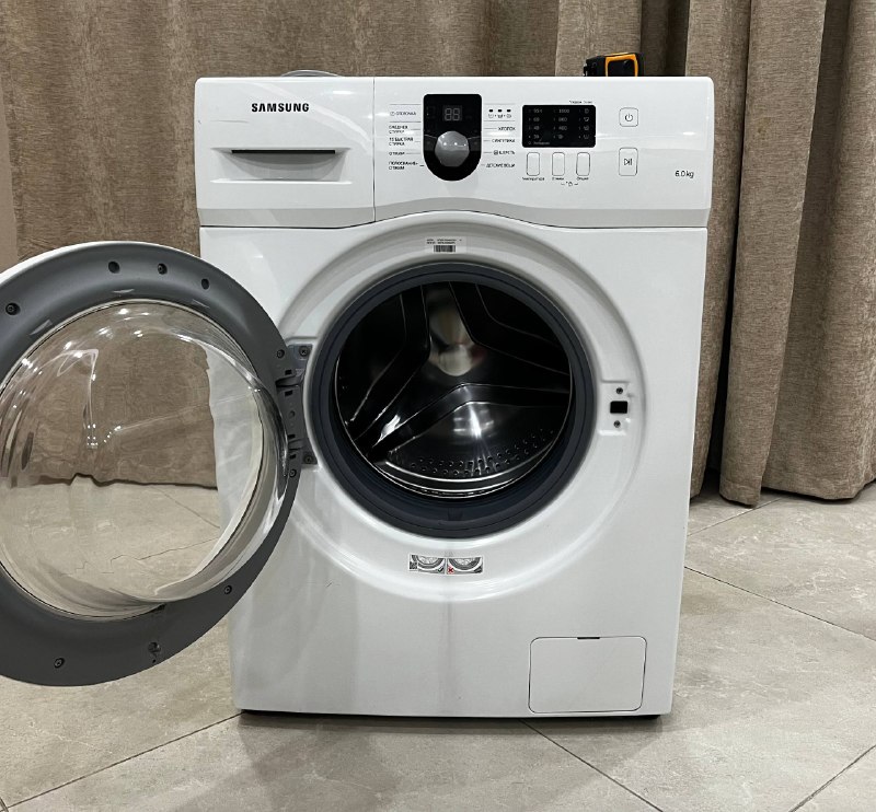 Продажа стиральной машины Samsung модели WF60F1R0HOW. — фото 1